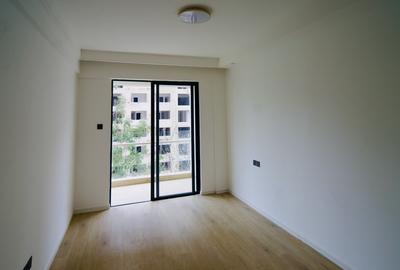 1 Bed Apartment with En Suite at 2026-250 1 Bed - 4