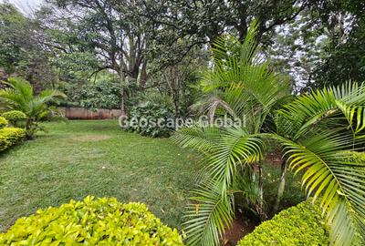 5 Bed House with En Suite in Rosslyn - 4