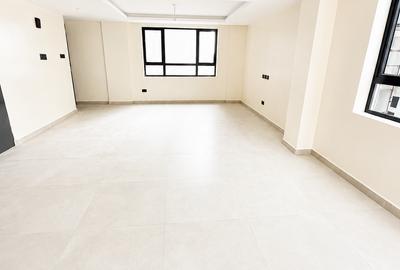 4 Bed Apartment with En Suite in Westlands Area - 3
