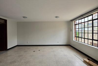 4 Bed Townhouse with En Suite at Ruby Flats Estate - 3