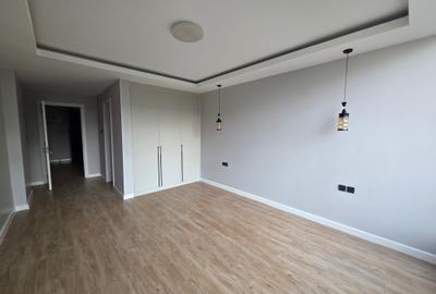 3 Bed Apartment with En Suite in Westlands Area - 3