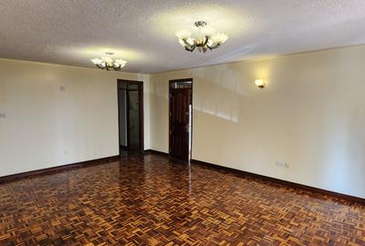 3 Bed Apartment with En Suite at Garden Estate Road - 4