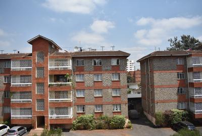 4 Bed Apartment with Parking in Kilimani