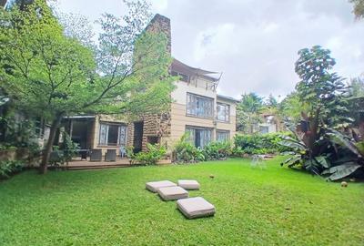 4 Bed Townhouse with En Suite at Lavington Green - 3