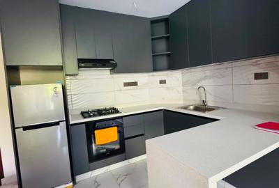 Serviced Studio Apartment with En Suite at Volume Road - 3