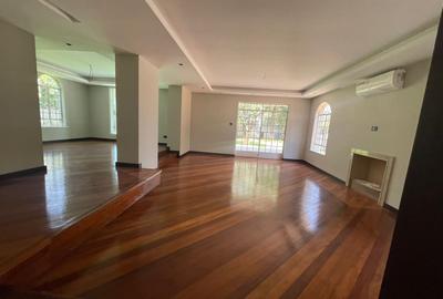 4 Bed House with En Suite in Karen - 4