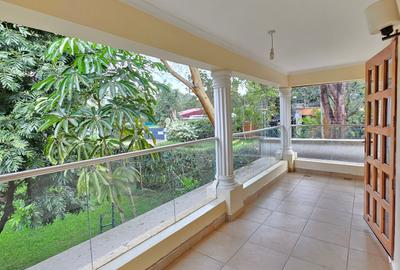 5 Bed Townhouse with En Suite at Lavington Green - 2