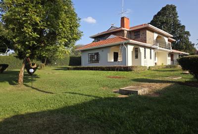 5 Bed House with En Suite in Runda - 4