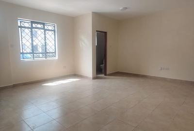 7,530 ft² Warehouse with Parking in Ruaraka - 4