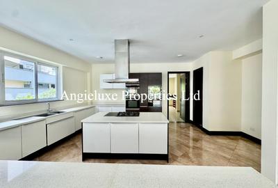 4 Bed Apartment with En Suite at General Mathenge - 3