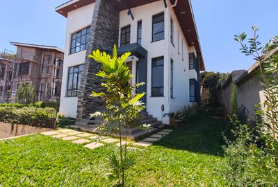 4 Bed Townhouse with En Suite in Kikuyu Town