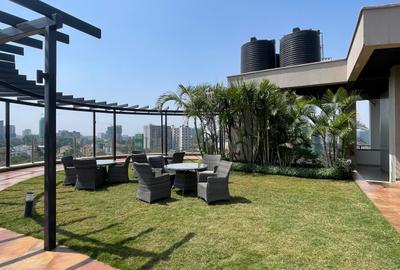 4 Bed Apartment with En Suite at Riverside Drive - 3