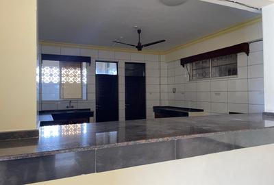 Serviced 4 Bed Apartment with En Suite in Nyali Area - 2