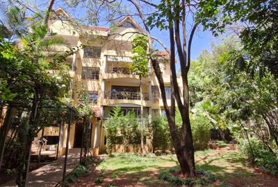 3 Bed Apartment with En Suite in Westlands Area - 2