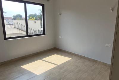 3 Bed Apartment with En Suite in Thika Road - 2