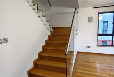 2 Bed Apartment with Swimming Pool in Garden Estate - 2