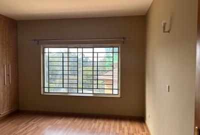 3 Bed Apartment with En Suite at Nyeri Road - 4