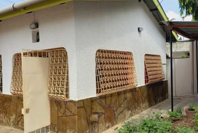 3 Bed House with En Suite at Kiembeni - 2