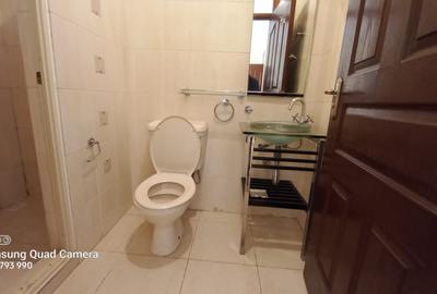 4 Bed Apartment with En Suite in Brookside - 3