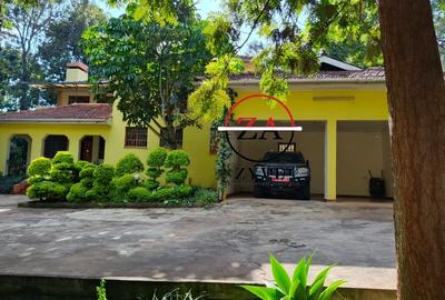 5 Bed House with En Suite at Runda - 2