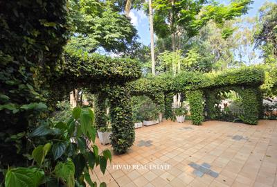 5 Bed House with Garden in Muthaiga - 2