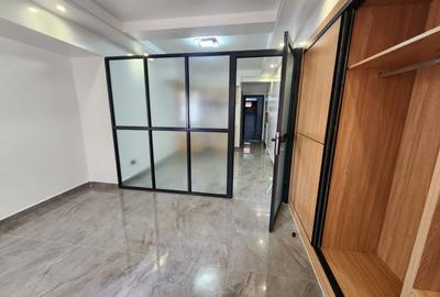 1 Bed Apartment with Gym at Kindaruma Rd - 2