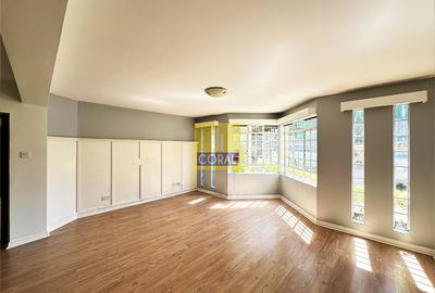 4 Bed Apartment with En Suite in Kilimani - 2