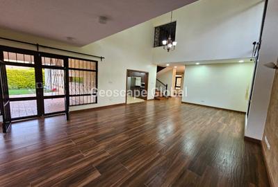 4 Bed House with En Suite in Runda - 2