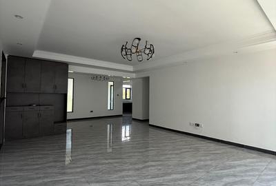 3 Bed Apartment with En Suite in Kileleshwa - 3