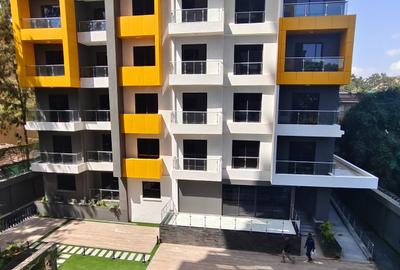 Studio Apartment with Swimming Pool in Kilimani - 2
