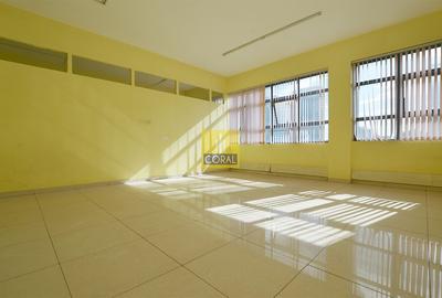 Commercial Property with Parking in Westlands Area - 4