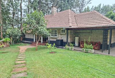 3 Bed Townhouse with En Suite at Close To Braeburn School - 2