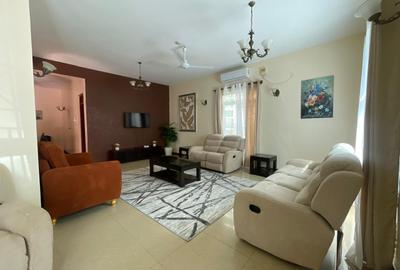 5 Bed Villa with En Suite in Nyali Area