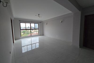 3 Bed Apartment with En Suite at School Lane - 4