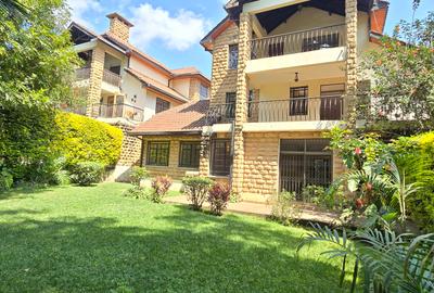 4 Bed Townhouse with En Suite at Off James Gichuru - 2