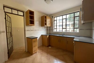 2 Bed Apartment with En Suite in Westlands Area - 3