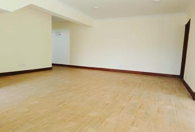 5 Bed Villa with En Suite in Spring Valley - 3
