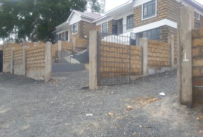 5 Bed House with En Suite in Ongata Rongai