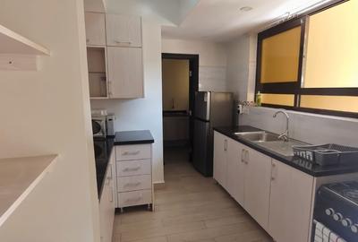 1 Bed House in Kilimani - 4