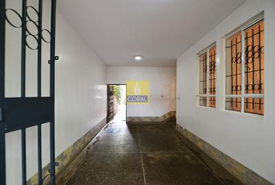 4 Bed Apartment with Parking in Westlands Area - 4