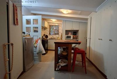 1 Bed House with En Suite at Rosslyn - 3