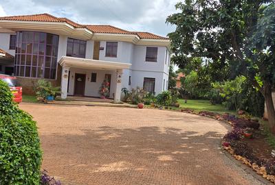 5 Bed House with En Suite at Eliud Mathu - 4