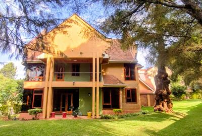 5 Bed Villa with En Suite at Miotoni