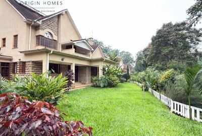 5 Bed Townhouse with En Suite at Rosslyn - 3