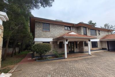 5 Bed Villa with En Suite at Runda Evergreen