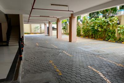 3 Bed Apartment in Kizingo - 3