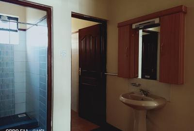 2 Bed Apartment with En Suite at Kindaruma Road - 3