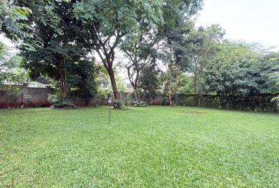 5 Bed House with En Suite at Runda - 4