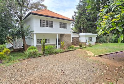 3 Bed House with En Suite at Jacaranda Avenue - 4