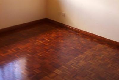 3 Bed Apartment with En Suite in Lavington - 4